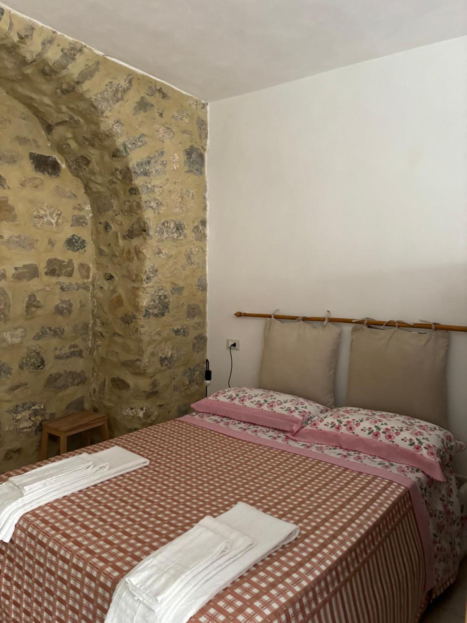 Casa Castello Hotel Rocca Imperiale Luaran gambar